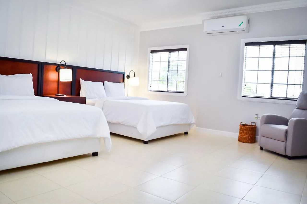 Jamgolia Place Mandeville 3*,