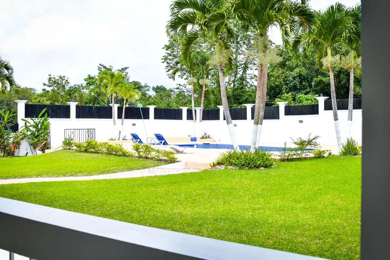 Jamgolia Place Mandeville