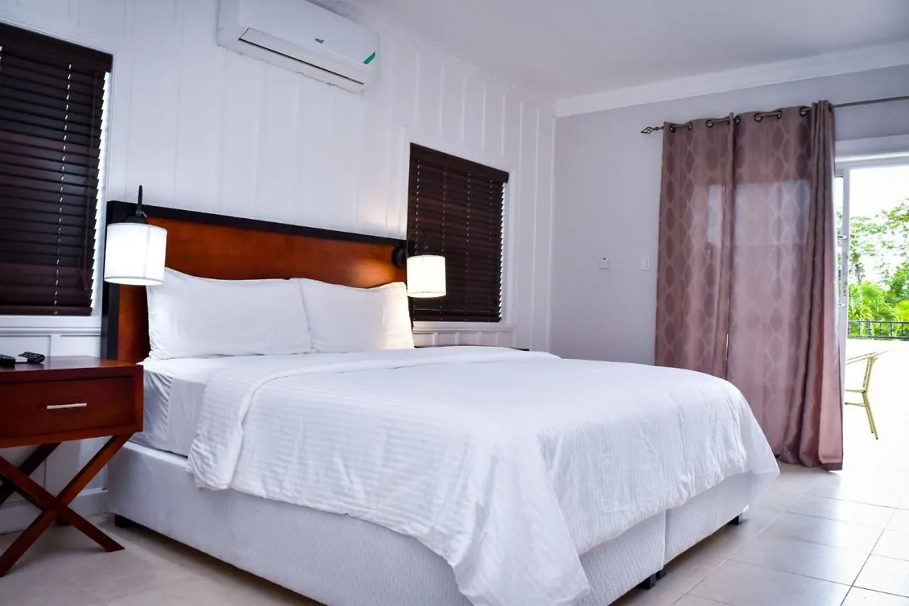 Jamgolia Place Mandeville 3*,  Jamaica
