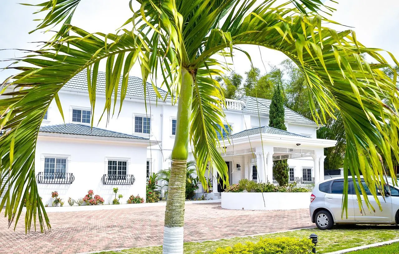 Jamgolia Place Mandeville Bed & Breakfast