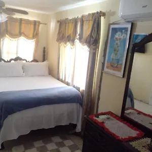  Guest house Happy And Comfortable Jamaica