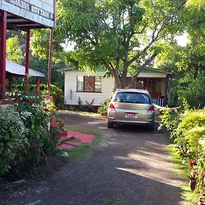 Guest house Shades, Blue Hole